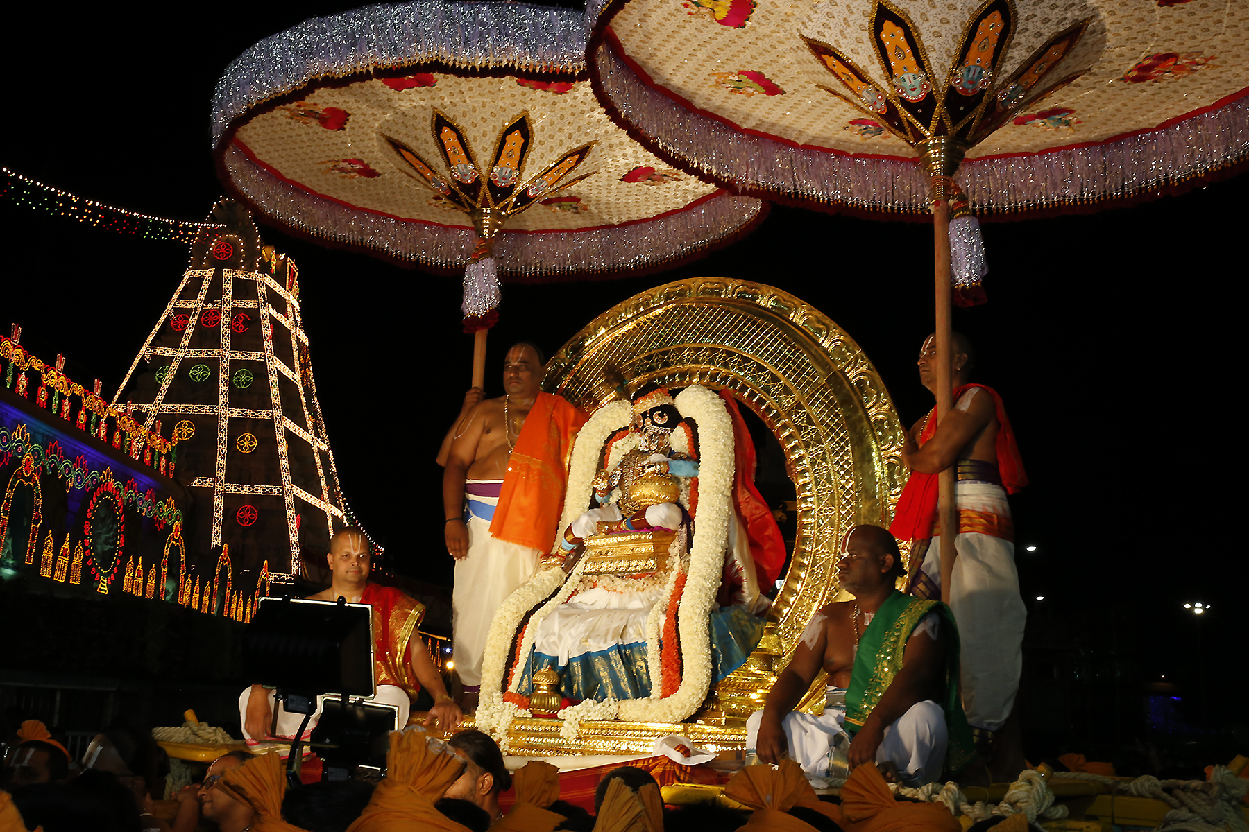 Gallery : చంద్రప్రభ వాహనంపై ఊరేగిన వేంకటేశుడు